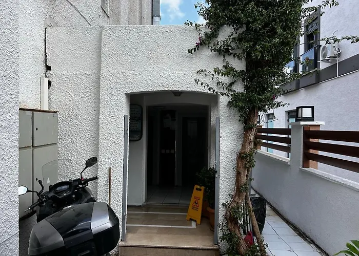 Andy\'S Apart Hotel